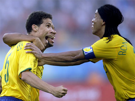 Brazil thắng chật vật ngày khởi tranh bóng đá nam Olympic